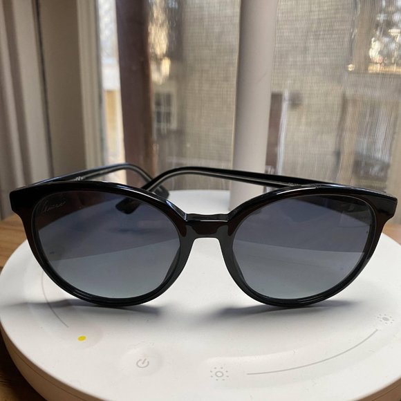 $405 round-frame Gucci Sunglasses, Men's listing, genuine - Picture 2 of 6